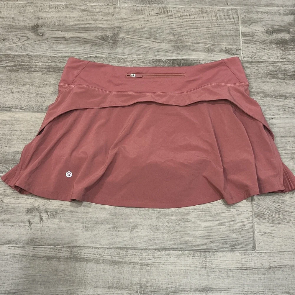 LULULEMON Play Off The‎ Pleats Skirt Skort Women's Size 10 